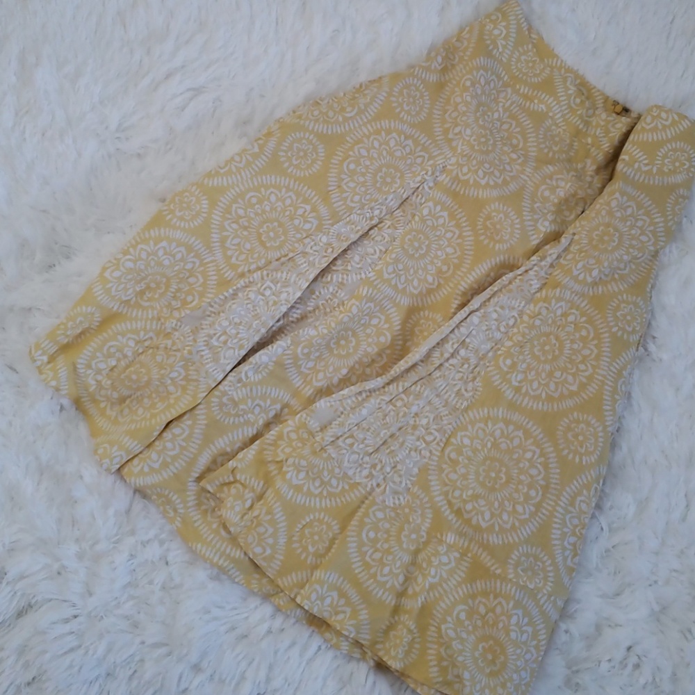 Skirt - Picture 2 of 2